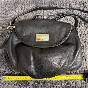Marc By Marc Jacobs Black Leather Shoulder Bag with Logo Plate